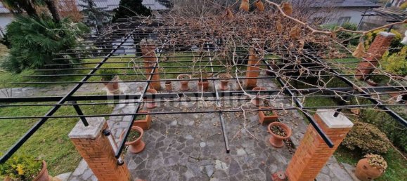 Вилла с 4 спальнями в Гриньяско, Италия № 335897 11