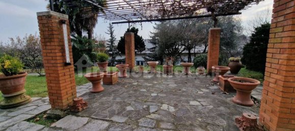 Вилла с 4 спальнями в Гриньяско, Италия № 335897 6