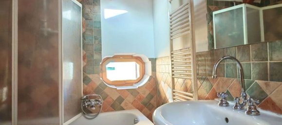 Квартира с 4 спальнями в Кава де Тиррени, Италия № 339433 35