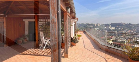 4 rooms Apartment in Naples, Italy No. 33432 17