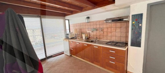 4 rooms Apartment in Naples, Italy No. 33432 24