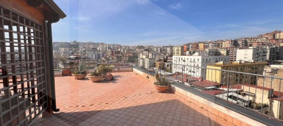 4 rooms Apartment in Naples, Italy No. 33432 46