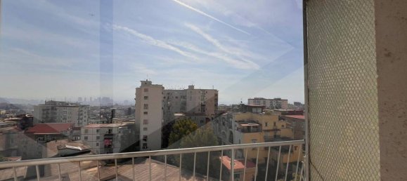 4 rooms Apartment in Naples, Italy No. 33432 61