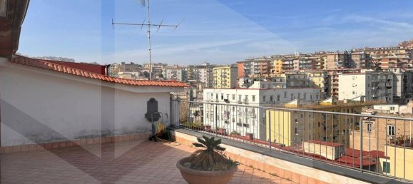 4 rooms Apartment in Naples, Italy No. 33432 35