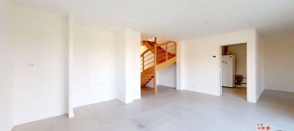 Casa de 4 dormitorios en Breal-sous-Montfort, France No. 201375 2