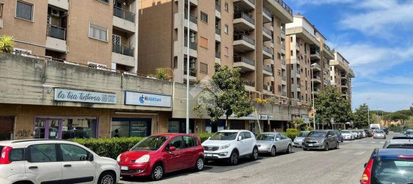 80m² Commercial property in Ciampino, Italy No. 140257 5