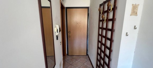 4 rooms Apartment in Fabriano, Italy No. 149777 7