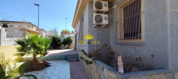 4 chambres Maison à Torrevieja, Spain No. 176522 3