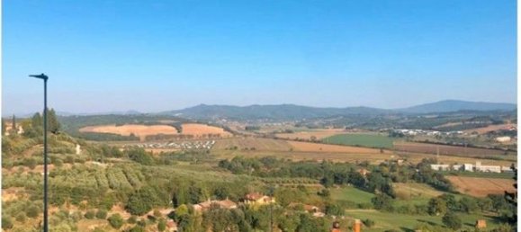 4 rooms Apartment in Chiusi, Italy No. 298514 6