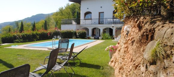 12 bedrooms House in Pescia, Italy No. 112863 4