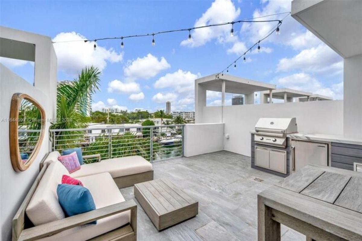 Casa de 3 dormitorios en Miami Beach, USA No. 370960