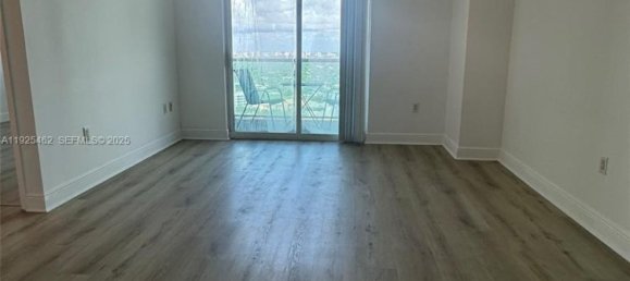 2 Schlafzimmer Gewerbliche Immobilien in Miami, USA, Nr. 614787 20