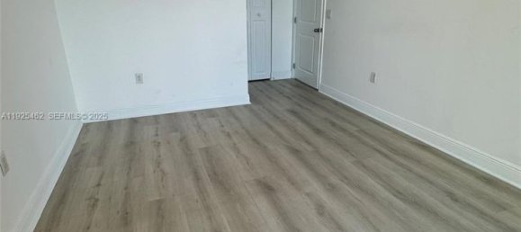 2 Schlafzimmer Gewerbliche Immobilien in Miami, USA, Nr. 614787 19