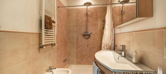 Villa de 8 dormitorios en Cetona, Italy No. 54535 19