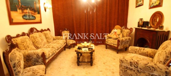 3 غرف نوم طابقين في Santa Venera, Malta رقم 2515 6