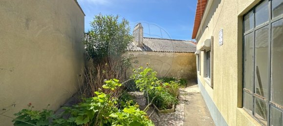 4 bedrooms House in Almada, Portugal No. 176973 3