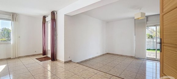 4 bedrooms House in Chartres, France No. 211599 4