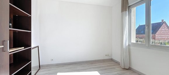 4 bedrooms House in Chartres, France No. 211599 10