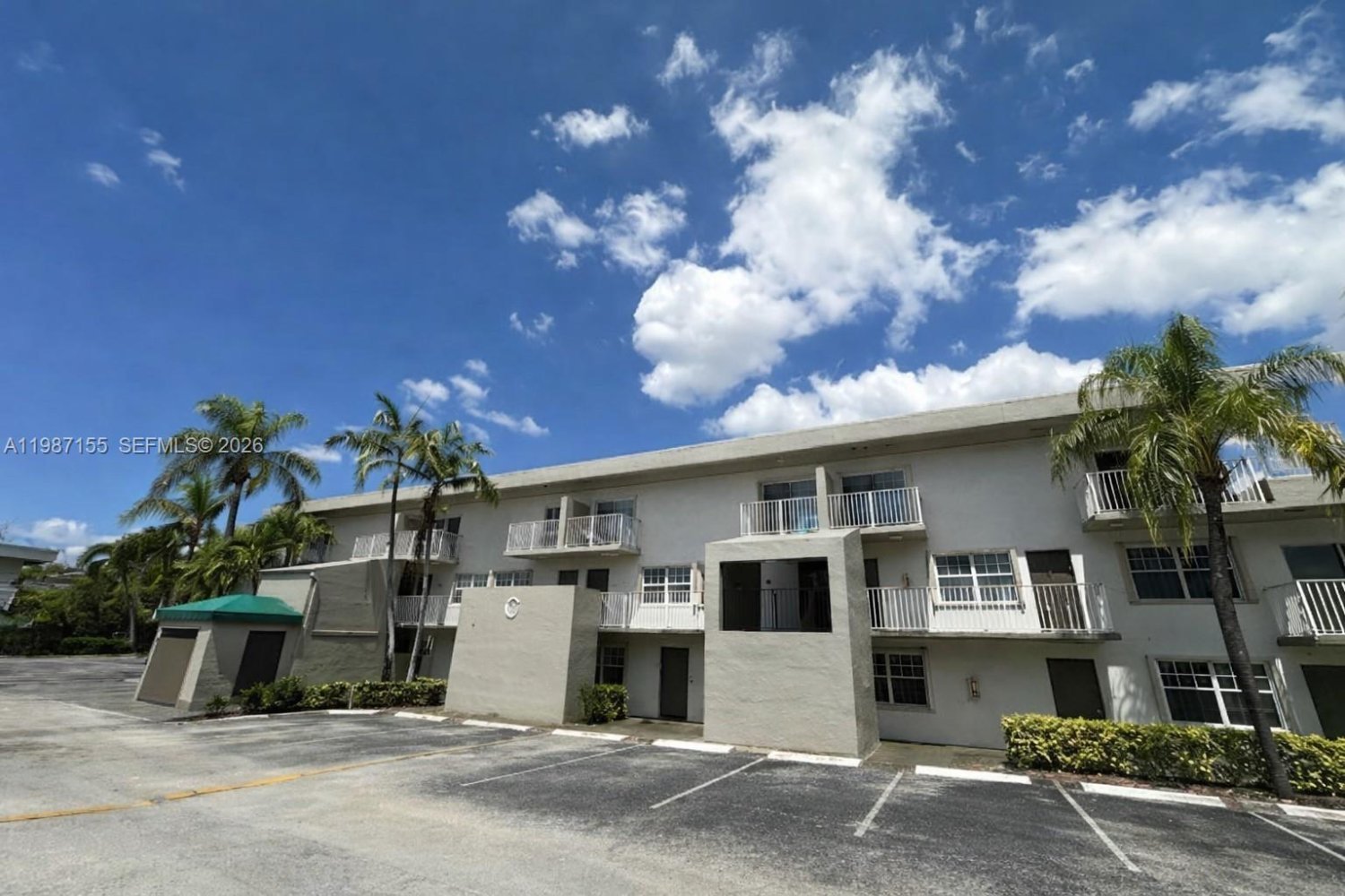 2 bedrooms Apartment for rent in Miami, Miami-Dade, Florida, USA № 615013