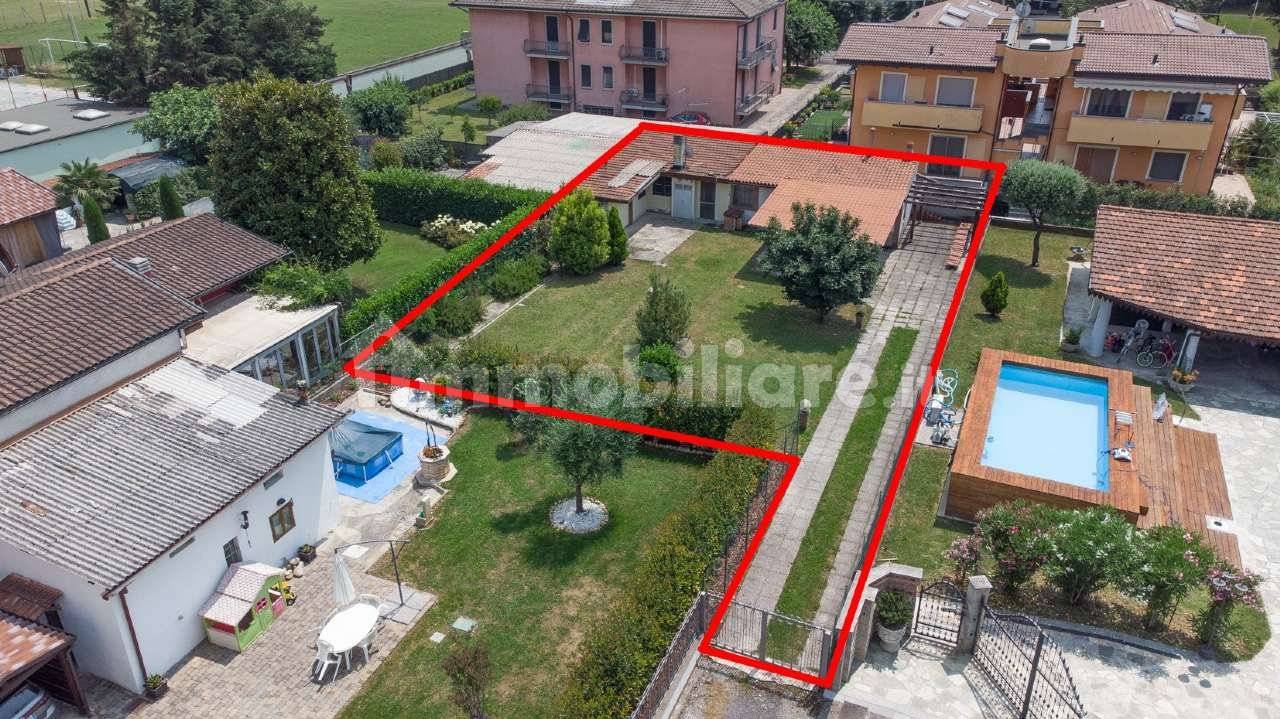 512m² Land in Castel Rozzone, Italy No. 303507