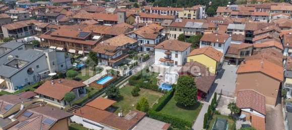 512m² Land in Castel Rozzone, Italy No. 303507 11