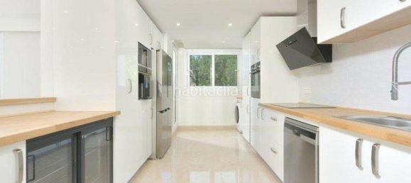 3 Schlafzimmer Penthouse in Marbella, Spain, Nr. 31430 15