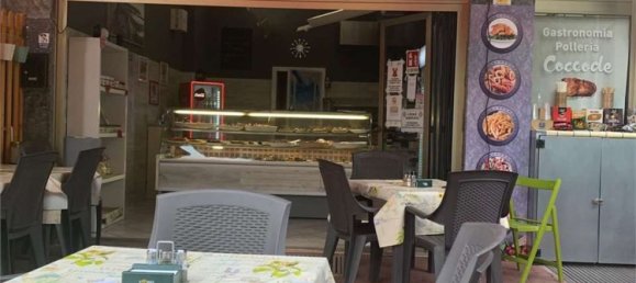 65m² Commercial property in Udine, Italy No. 223019 3