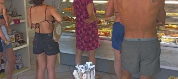 65m² Commercial property in Udine, Italy No. 223019 16