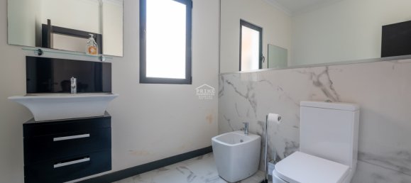 3 bedrooms Villa in Funchal, Portugal No. 142081 31