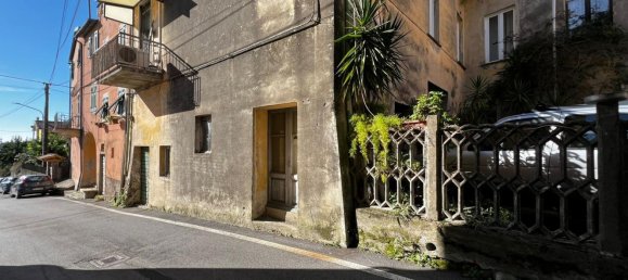 Коммерческая недвижимость 80м² в Специя, Италия № 123611 14