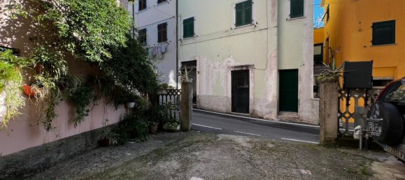 Коммерческая недвижимость 80м² в Специя, Италия № 123611 24