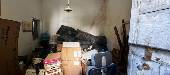 Коммерческая недвижимость 80м² в Специя, Италия № 123611 17