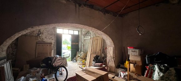 Коммерческая недвижимость 80м² в Специя, Италия № 123611 16