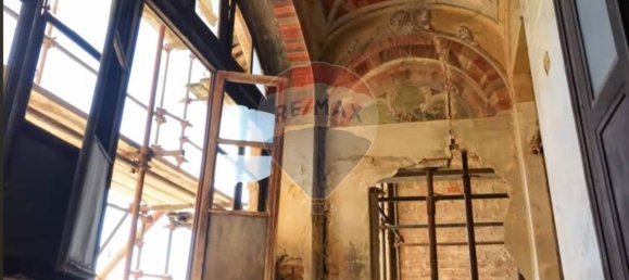 19 rooms House in Castagnole Monferrato, Italy No. 7555 17