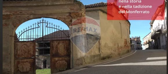 19 rooms House in Castagnole Monferrato, Italy No. 7555 7