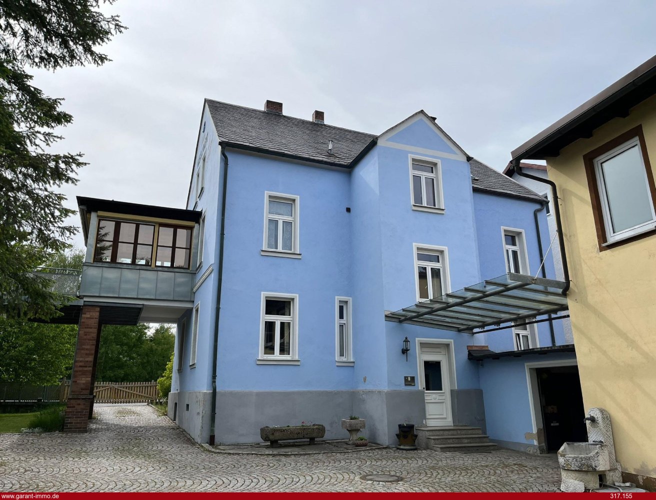 8 rooms Building in Tirschenreuth, Germany No. 118564