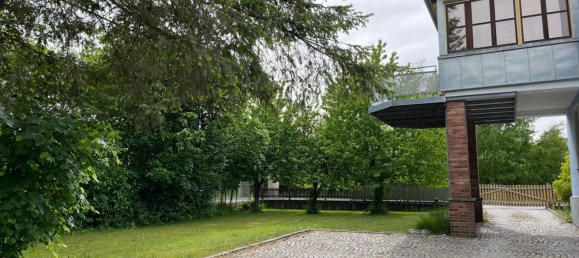 8 rooms Building in Tirschenreuth, Germany No. 118564 14