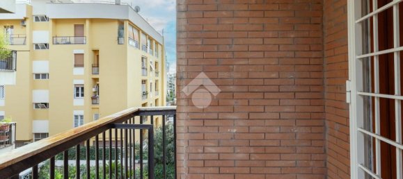 3 bedrooms Apartment in Rome, Italy No. 176947 32