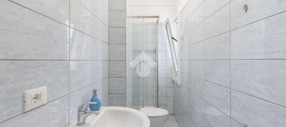 3 bedrooms Apartment in Rome, Italy No. 176947 27