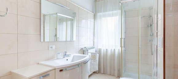 3 bedrooms Apartment in Rome, Italy No. 176947 26