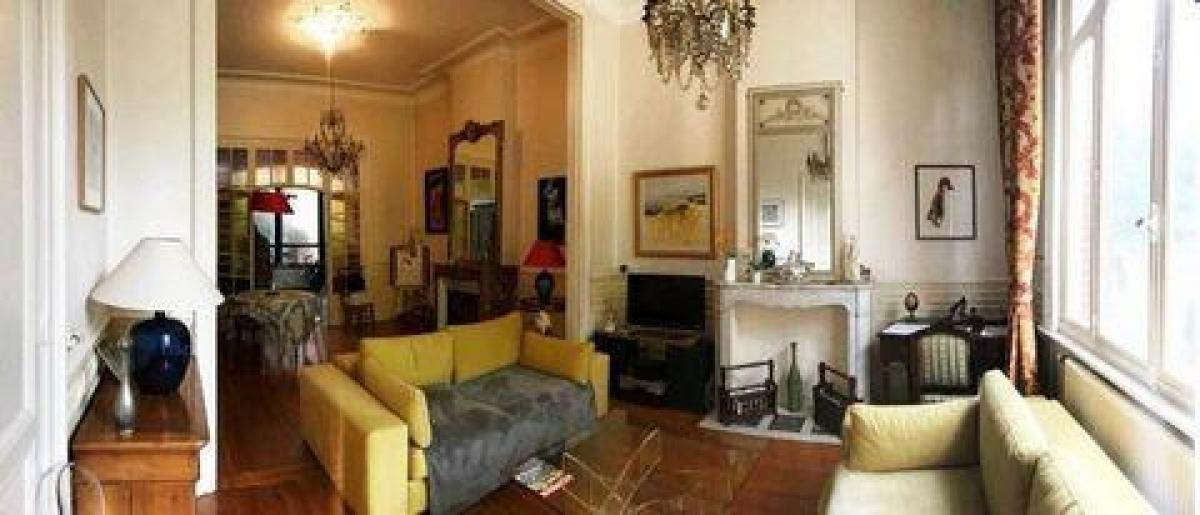 7 bedrooms House in Valenciennes, France No. 31181