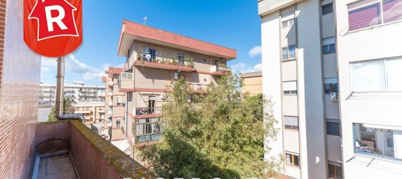 Пентхаус с 2 комнатами в Лечче, Италия № 137942 2