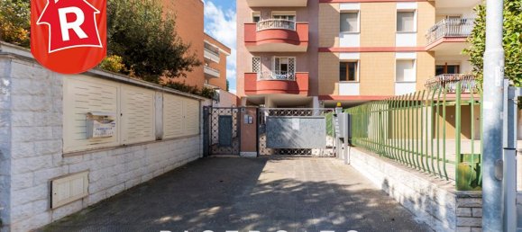 Пентхаус с 2 комнатами в Лечче, Италия № 137942 18