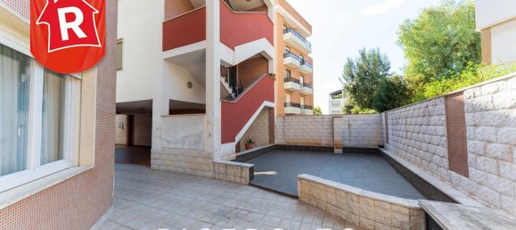 Пентхаус с 2 комнатами в Лечче, Италия № 137942 9