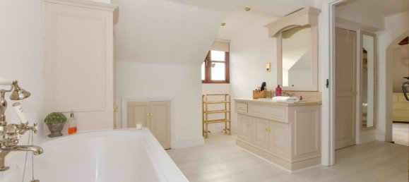 4 bedrooms House in Harlow, United Kingdom No. 3956 8