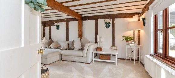 4 bedrooms House in Harlow, United Kingdom No. 3956 5