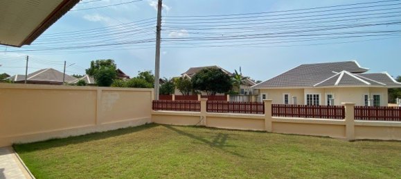 3 bedrooms House for sale in Pattaya, Chonburi, Eastern Thailand, Thailand № 82647 2