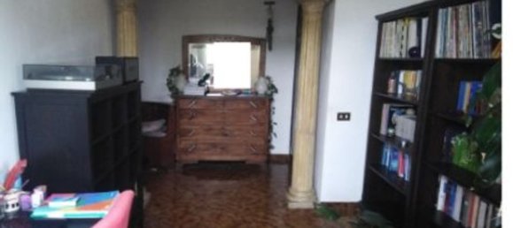 4-salle Appartement à Guidonia Montecelio, Italy No. 196934 9