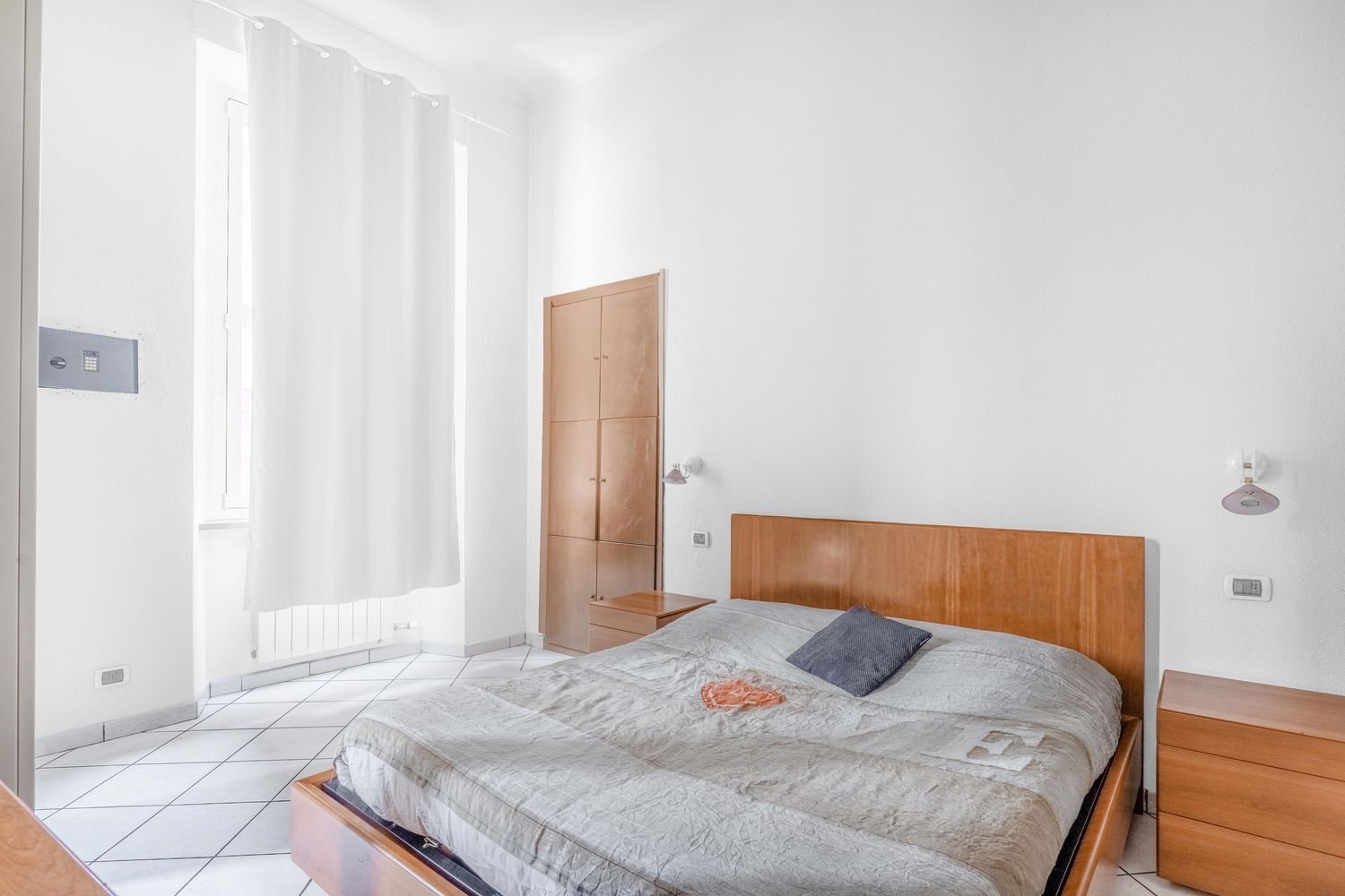 2-salle Appartement à Milan, Italy No. 290570