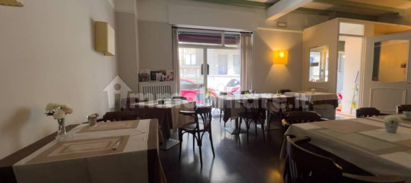 2-Zimmer Gewerbliche Immobilie in Milan, Italy, Nr. 250651 8